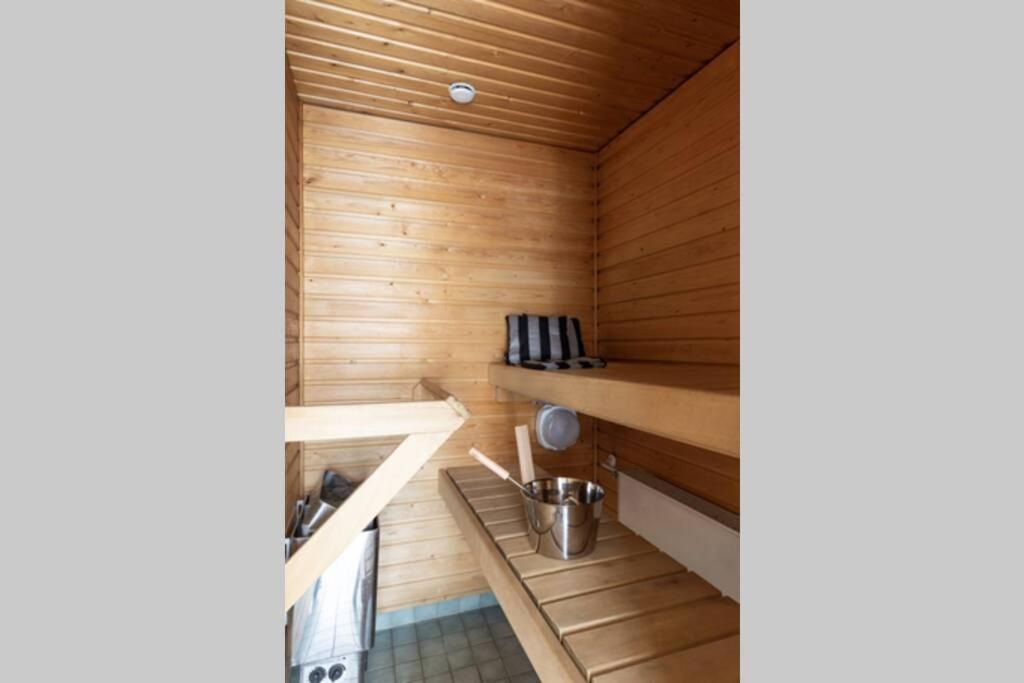 Sleepwell Apartments Allinkatu With Private Sauna And Parking 图尔库 外观 照片
