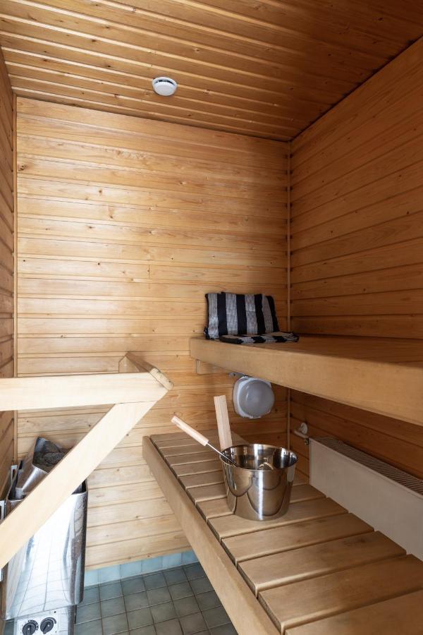 Sleepwell Apartments Allinkatu With Private Sauna And Parking 图尔库 外观 照片